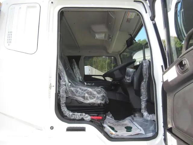 三菱ふそうスーパーグレートアルミブロック大型（10t）[写真20]