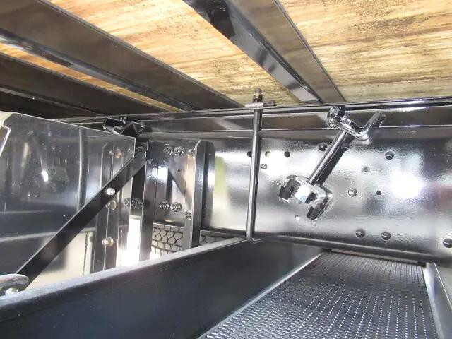 三菱ふそうスーパーグレートアルミブロック大型（10t）[写真22]