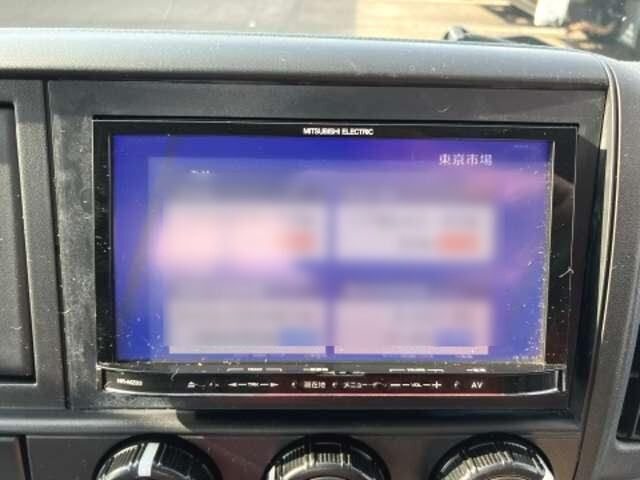 三菱ふそうキャンター平ボディ小型（2t・3t）[写真10]