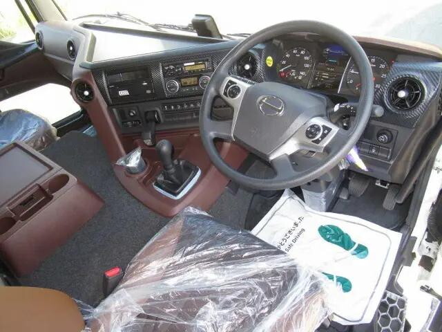 日野プロフィア深ダンプ（土砂禁ダンプ）大型（10t）[写真17]