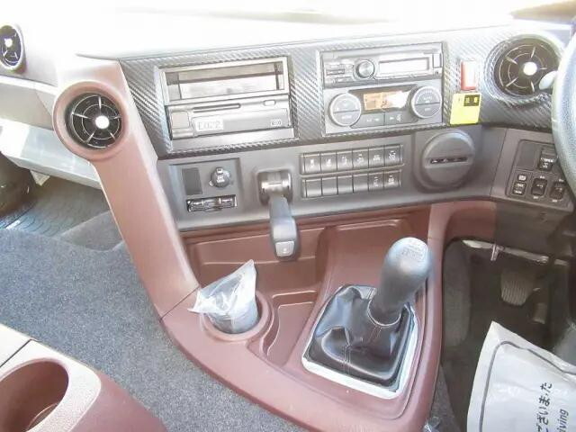 日野プロフィア深ダンプ（土砂禁ダンプ）大型（10t）[写真18]