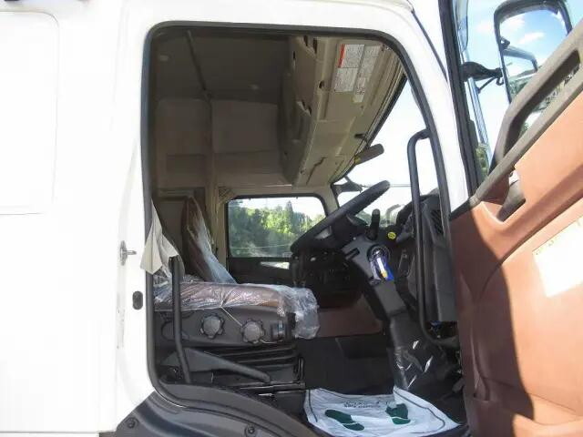 日野プロフィア深ダンプ（土砂禁ダンプ）大型（10t）[写真21]