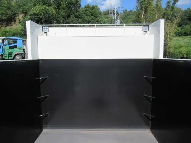 日野プロフィア深ダンプ（土砂禁ダンプ）大型（10t）[写真08]