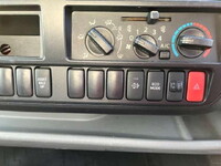 日野デュトロ平ボディ小型（2t・3t）[写真11]