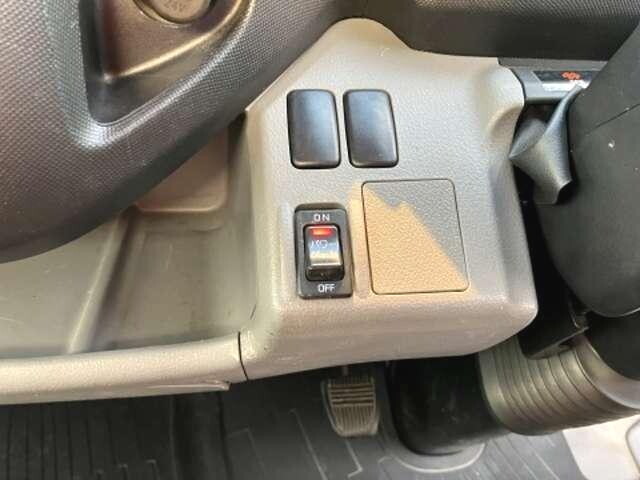 日野デュトロ平ボディ小型（2t・3t）[写真11]