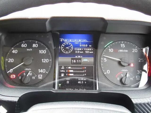 日野プロフィアアルミブロック大型（10t）[写真17]