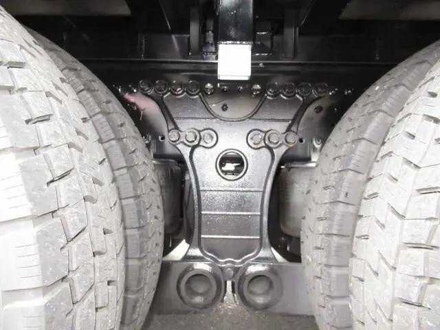 日野プロフィアアルミブロック大型（10t）[写真23]