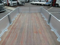 日野プロフィアアルミブロック大型（10t）[写真09]