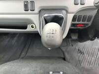 三菱ふそうキャンター平ボディ小型（2t・3t）[写真14]