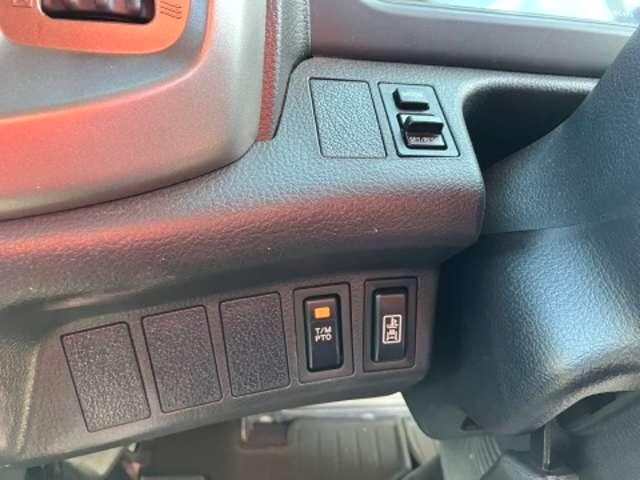 日野レンジャークレーン4段中型（4t）[写真14]