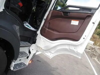 日野プロフィアミキサー車（コンクリートミキサー）大型（10t）[写真24]