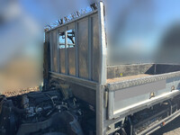 三菱ふそうキャンター平ボディ小型（2t・3t）[写真14]