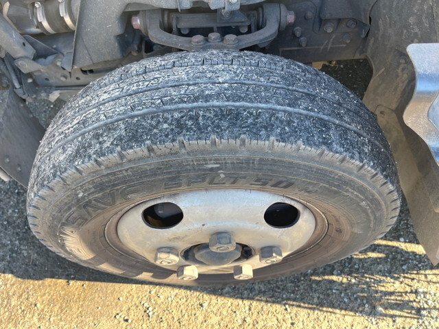 三菱ふそうキャンター平ボディ小型（2t・3t）[写真15]