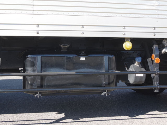 三菱ふそうファイターアルミバン中型（4t）[写真15]