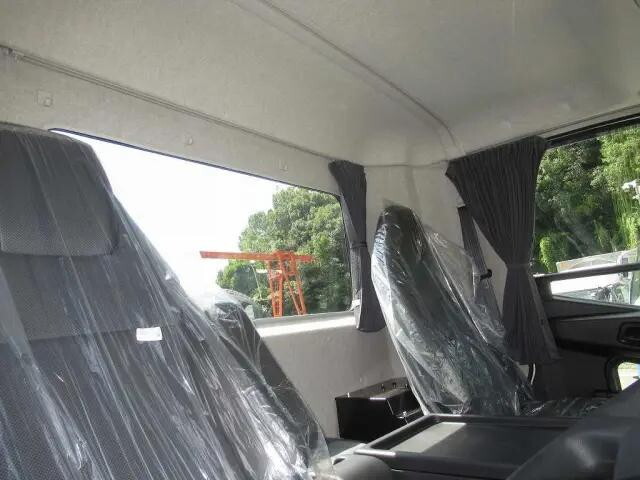 三菱ふそうファイターミキサー車（コンクリートミキサー）中型（4t）[写真18]