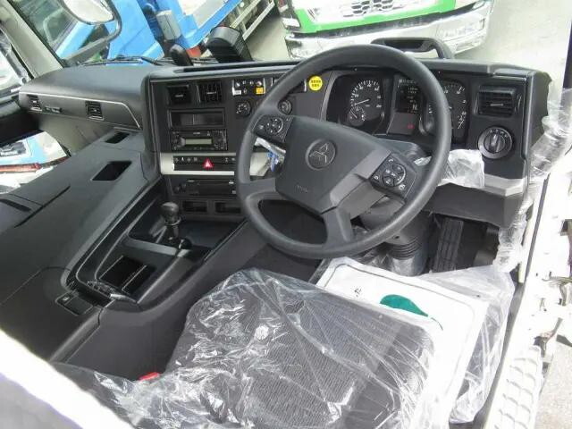 三菱ふそうスーパーグレートセルフローダー大型（10t）[写真16]