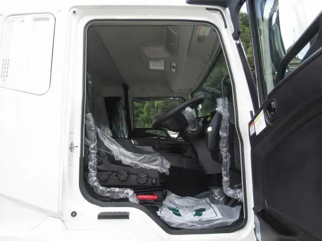 三菱ふそうスーパーグレートセルフローダー大型（10t）[写真20]