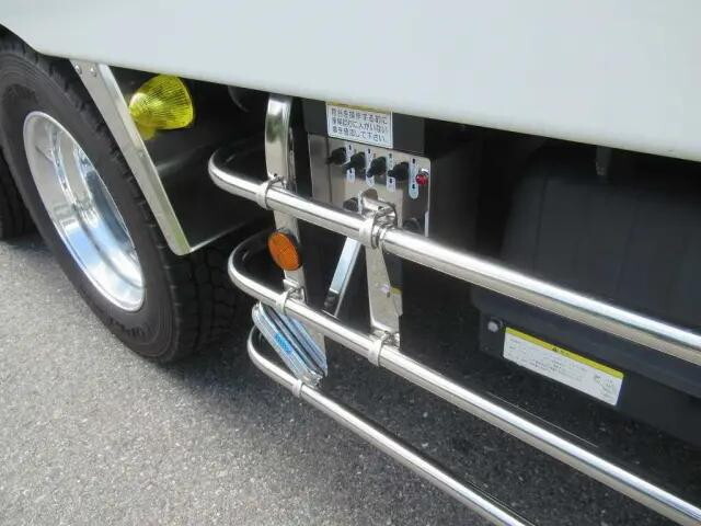 三菱ふそうスーパーグレートセルフローダー大型（10t）[写真22]