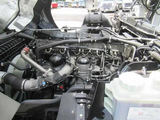 三菱ふそうスーパーグレートセルフローダー大型（10t）[写真27]