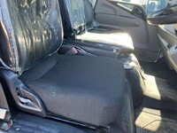 三菱ふそうキャンターダブルキャブ（Wキャブ）小型（2t・3t）[写真17]