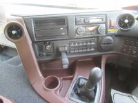 日野プロフィアセルフクレーン4段大型（10t）[写真18]