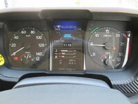 日野プロフィアセルフクレーン4段大型（10t）[写真19]