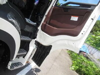 日野プロフィアセルフクレーン4段大型（10t）[写真22]