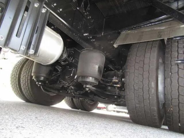 日野プロフィアセルフクレーン4段大型（10t）[写真24]