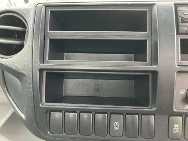 日野デュトロ平ボディ小型（2t・3t）[写真12]