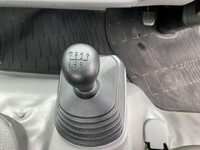 日野デュトロ平ボディ小型（2t・3t）[写真16]