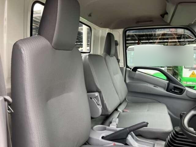 日野デュトロ平ボディ小型（2t・3t）[写真17]