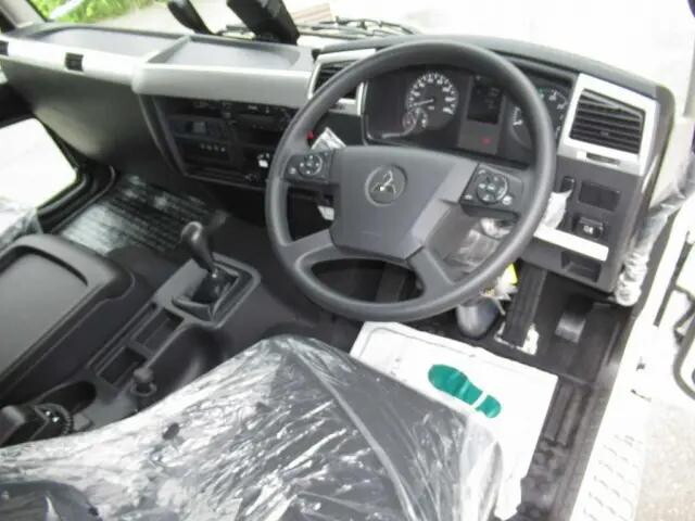 三菱ふそうファイター冷凍車（冷蔵車）中型（4t）[写真15]