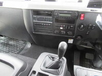 三菱ふそうファイター冷凍車（冷蔵車）中型（4t）[写真17]