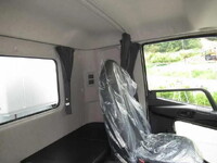 三菱ふそうファイター冷凍車（冷蔵車）中型（4t）[写真21]