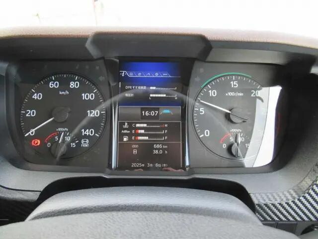 日野レンジャー冷凍車（冷蔵車）中型（4t）[写真17]