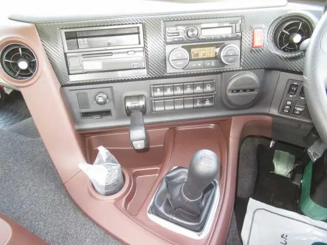 日野プロフィアセルフローダー大型（10t）[写真17]