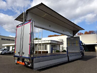 三菱ふそうスーパーグレートアルミウイング大型（10t）[写真15]