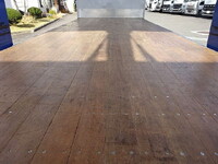 三菱ふそうスーパーグレートアルミウイング大型（10t）[写真17]