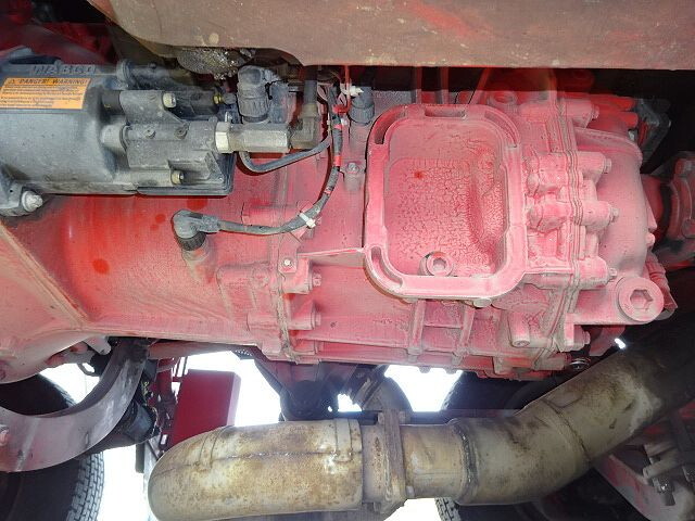 三菱ふそうスーパーグレートアルミウイング大型（10t）[写真23]