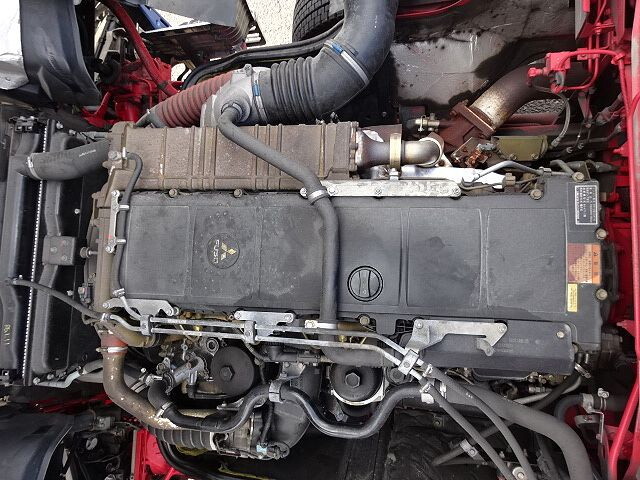 三菱ふそうスーパーグレートアルミウイング大型（10t）[写真29]