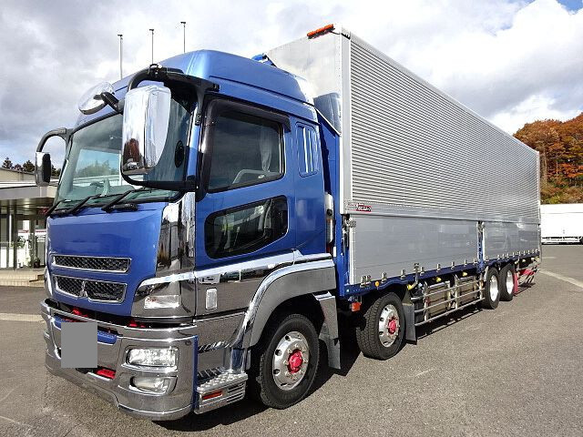 三菱ふそうスーパーグレートアルミウイング大型（10t）[写真03]