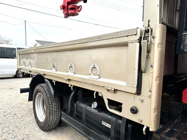 三菱ふそうキャンタークレーン4段小型（2t・3t）[写真12]