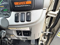 三菱ふそうキャンタークレーン4段小型（2t・3t）[写真26]