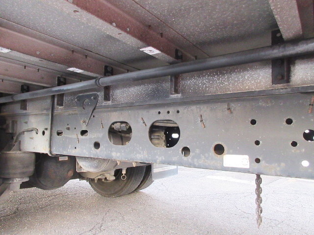 いすゞフォワードアルミウイング中型（4t）[写真14]