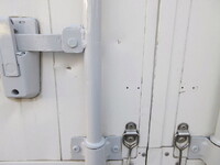 いすゞフォワードアルミウイング中型（4t）[写真18]