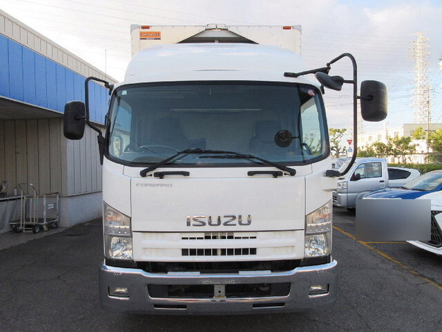 いすゞフォワードアルミウイング中型（4t）[写真08]