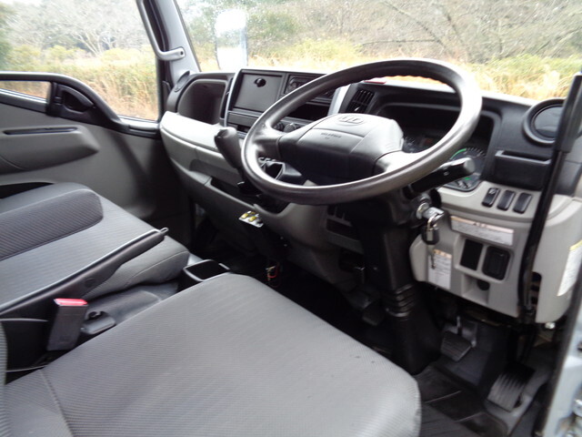 UDトラックスカゼットダンプ小型（2t・3t）[写真28]