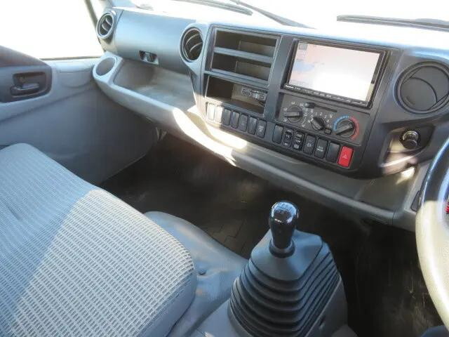 トヨタダイナクレーン5段小型（2t・3t）[写真14]