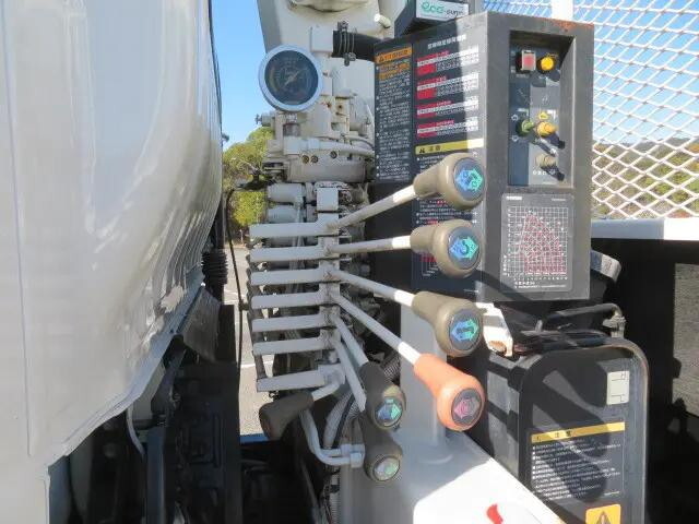 トヨタダイナクレーン5段小型（2t・3t）[写真26]