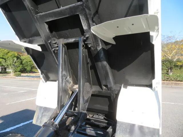 日野デュトロダンプ小型（2t・3t）[写真38]